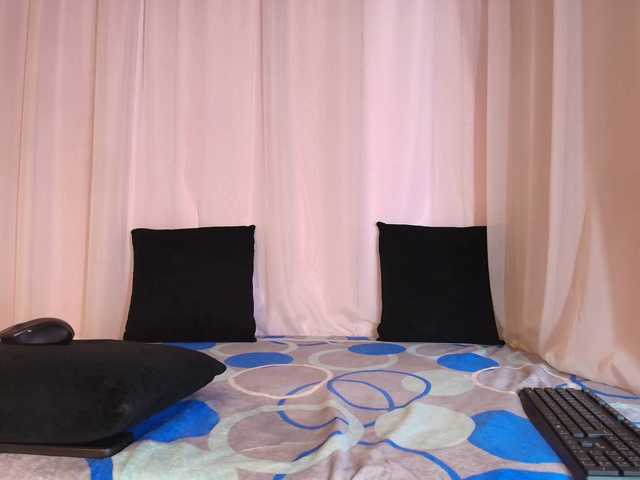 EllieRyder live cam on BongaCams