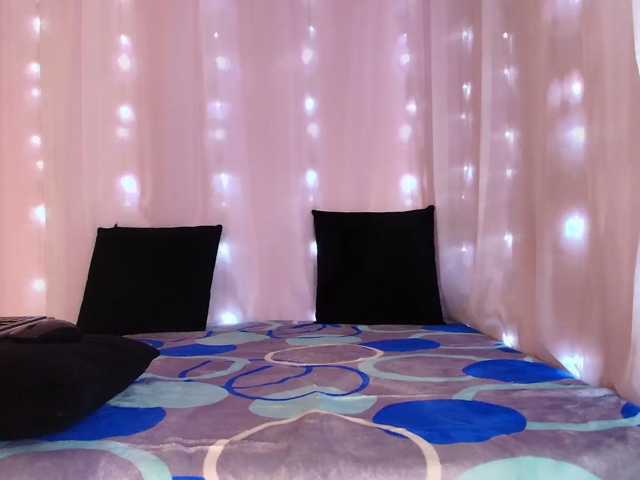 EllieRyder live cam on BongaCams
