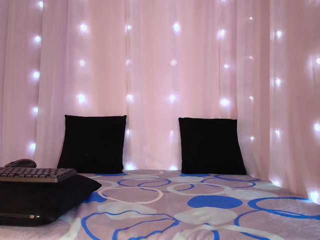 EllieRyder live cam on BongaCams