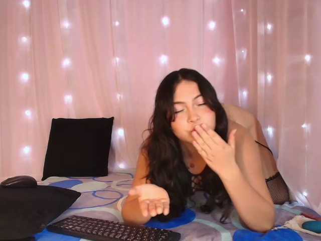 EllieRyder live cam on BongaCams