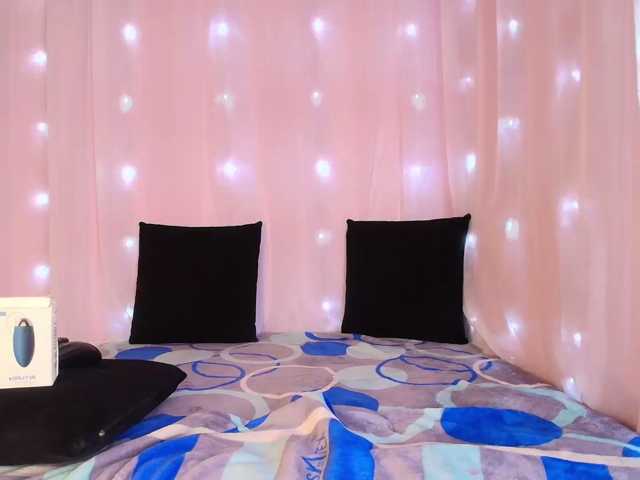 EllieRyder live cam on BongaCams