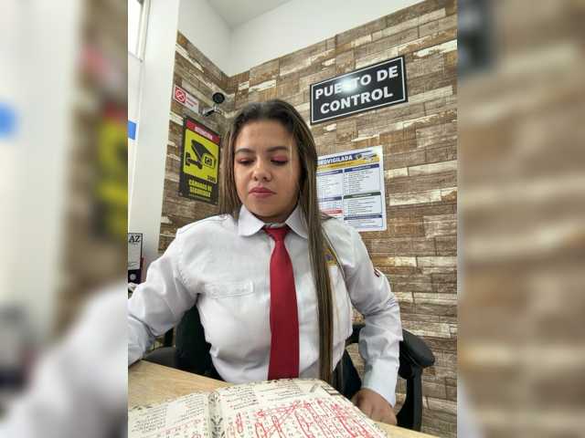 Ariana--7