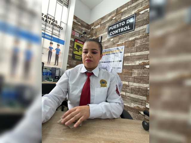 Ariana--7