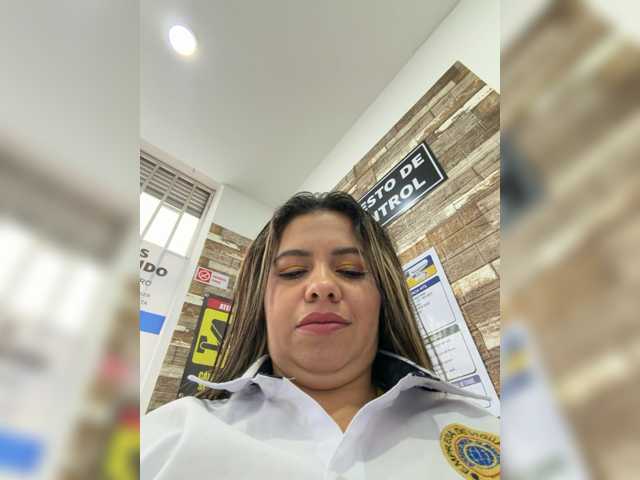 Ariana--7