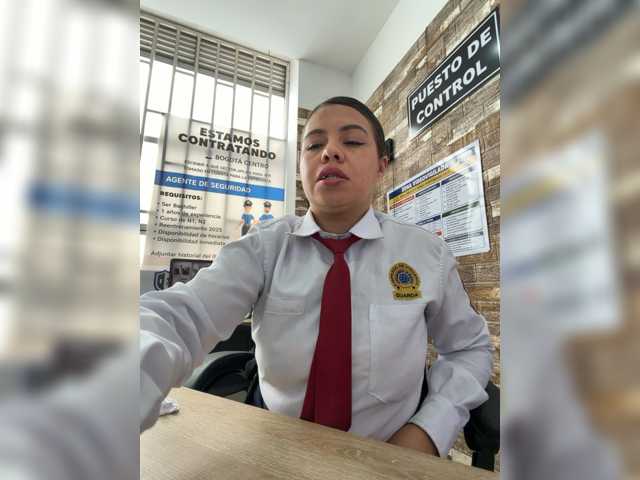 Ariana--7