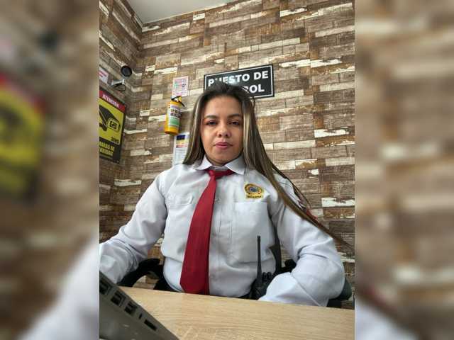 Ariana--7