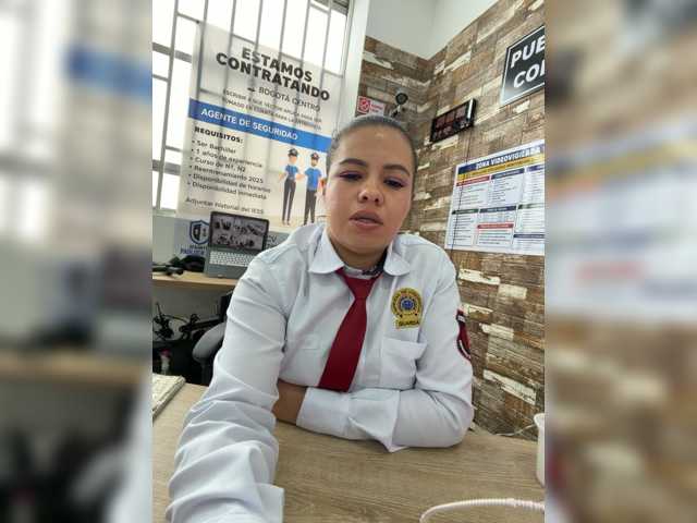 Ariana--7
