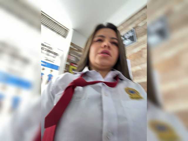 Ariana--7