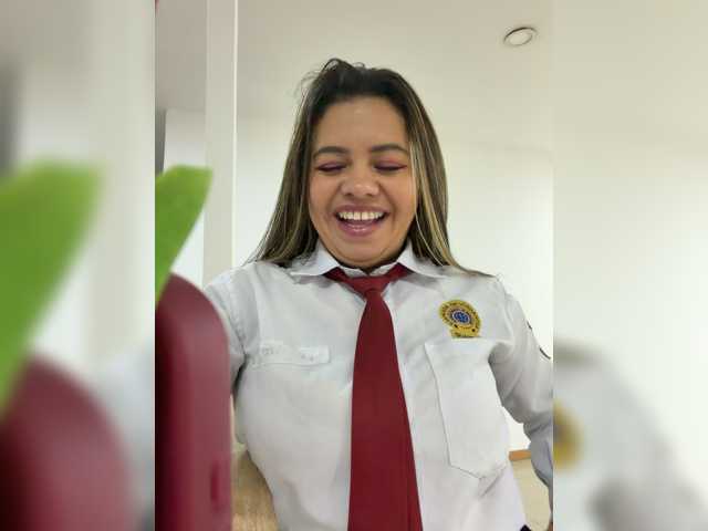 Ariana--7