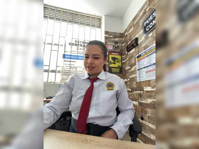 Ariana--7