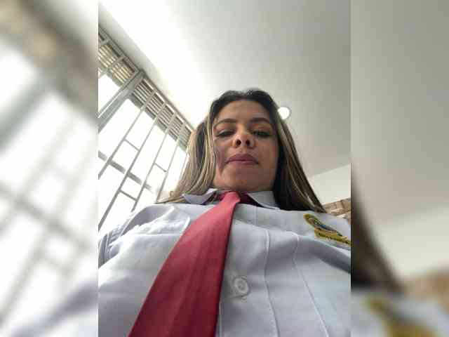 Ariana--7