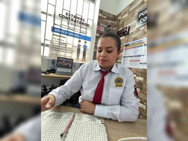 Ariana--7