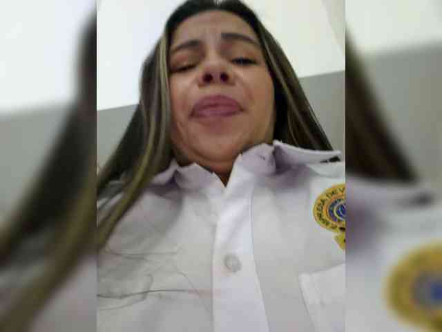 Ariana--7
