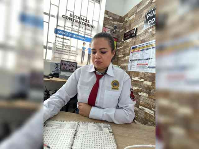 Ariana--7