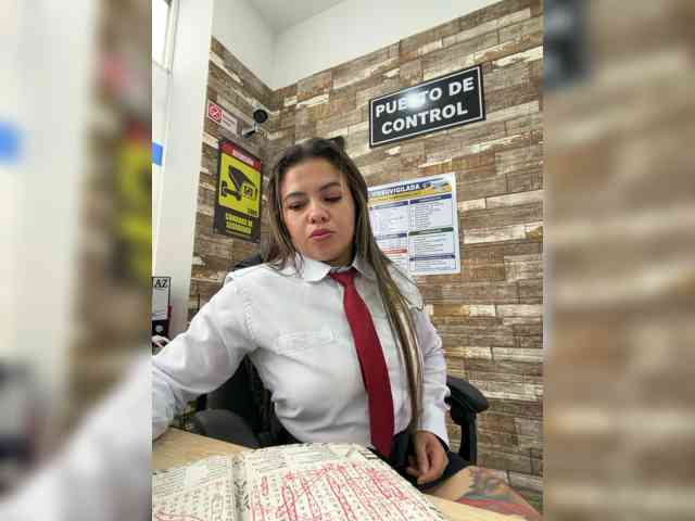 Ariana--7