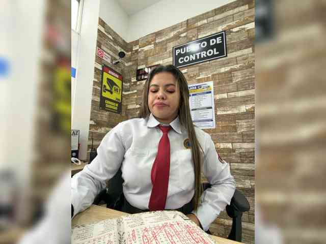 Ariana--7