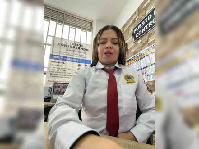 Ariana--7