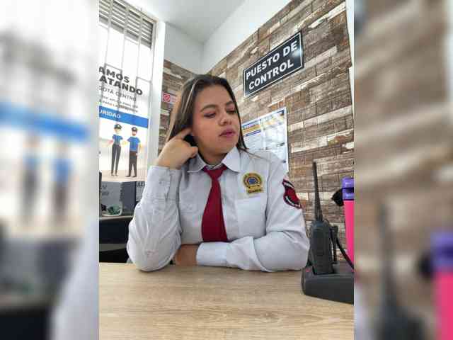 Ariana--7