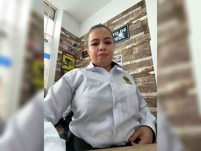 Ariana--7