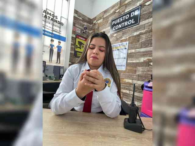 Ariana--7