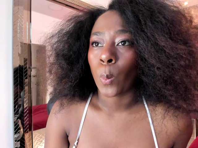 IvyRain live cam on BongaCams