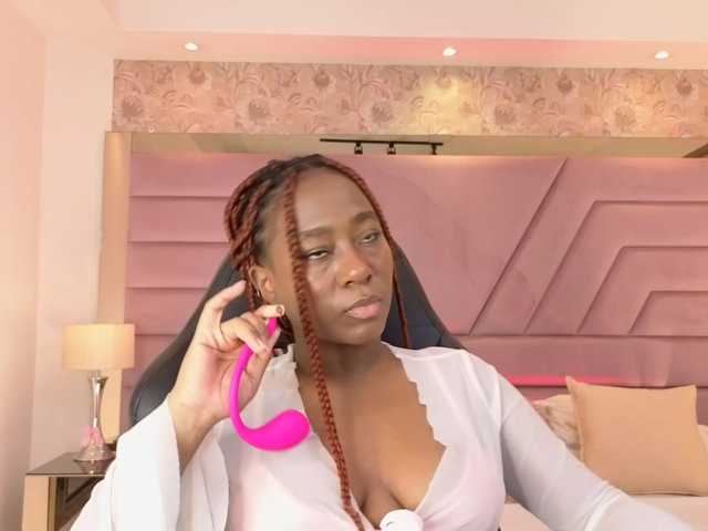 IvyRain live cam on BongaCams