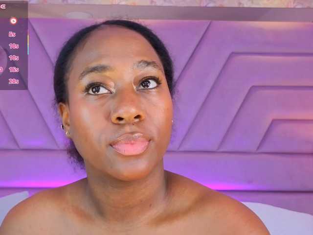IvyRain live cam on BongaCams