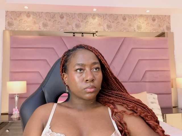 IvyRain live cam on BongaCams
