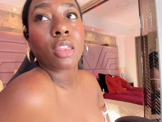 IvyRain live cam on BongaCams