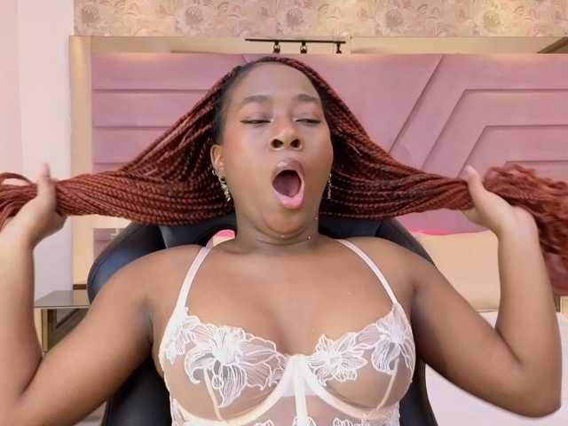IvyRain live cam on BongaCams