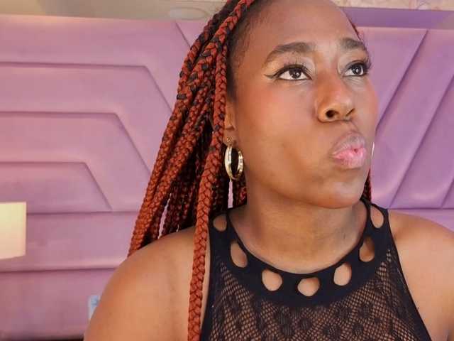 IvyRain live cam on BongaCams