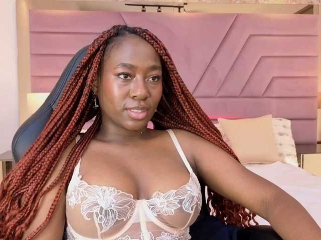 IvyRain live cam on BongaCams