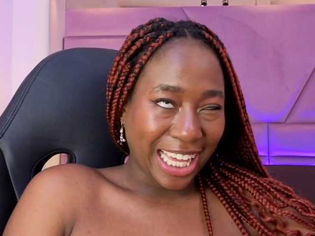 IvyRain live cam on BongaCams