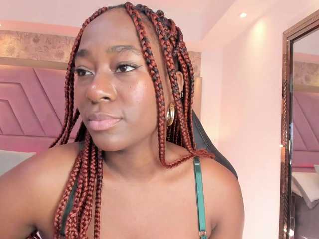 IvyRain live cam on BongaCams