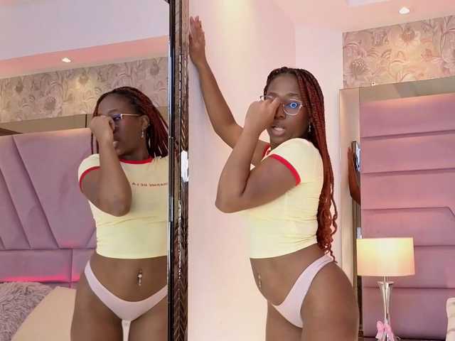IvyRain live cam on BongaCams