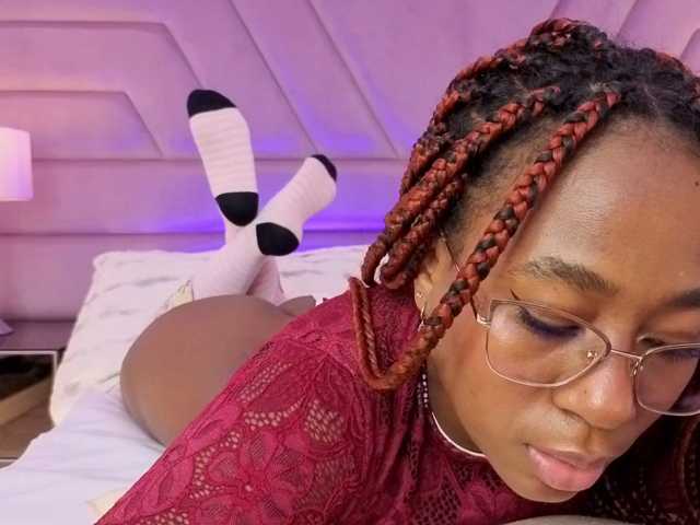IvyRain live cam on BongaCams