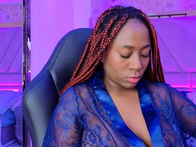 IvyRain live cam on BongaCams