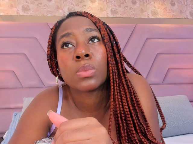 IvyRain live cam on BongaCams