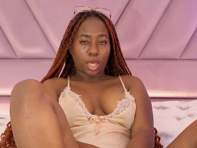 IvyRain live cam on BongaCams