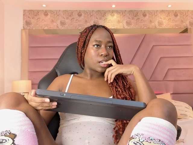 IvyRain live cam on BongaCams
