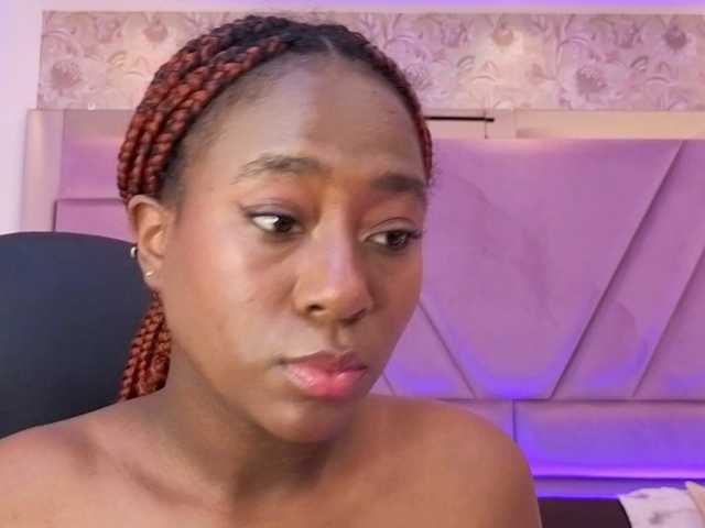 IvyRain live cam on BongaCams