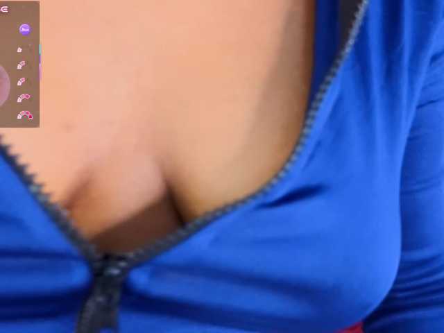 IvyRain live cam on BongaCams