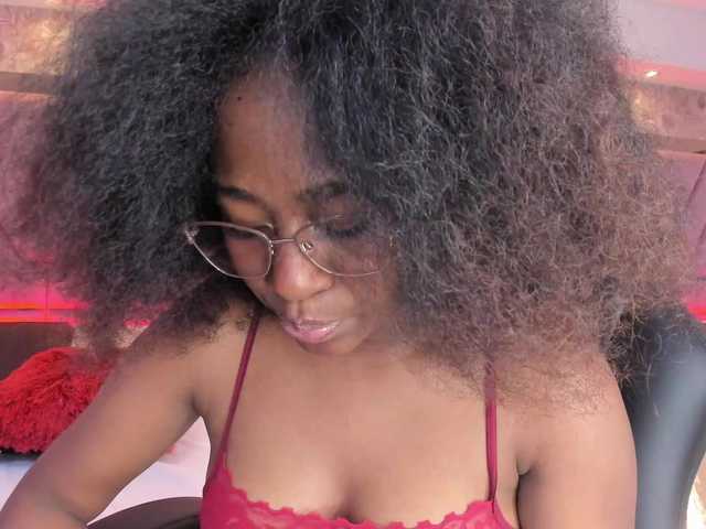 IvyRain live cam on BongaCams
