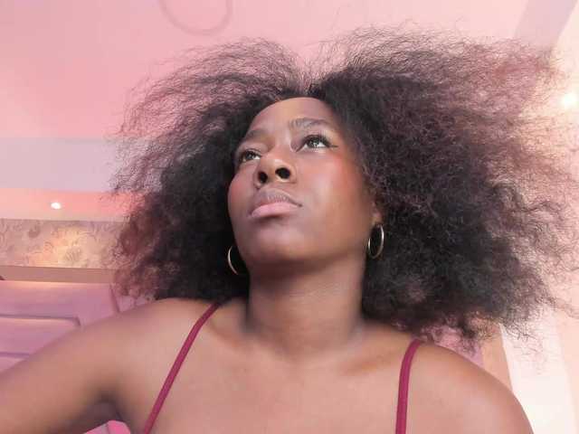 IvyRain live cam on BongaCams