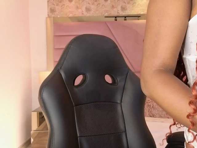 IvyRain live cam on BongaCams
