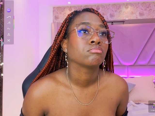 IvyRain live cam on BongaCams