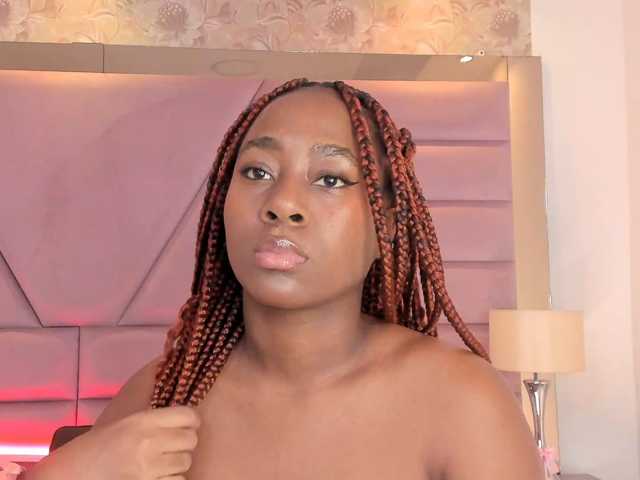 IvyRain live cam on BongaCams