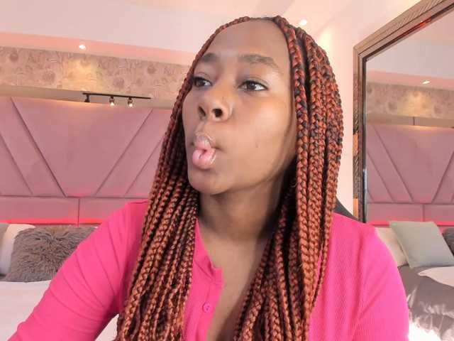 IvyRain live cam on BongaCams