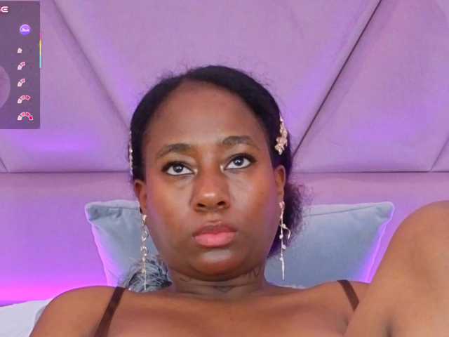 IvyRain live cam on BongaCams