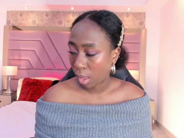 IvyRain live cam on BongaCams